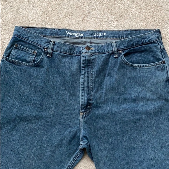 Wrangler | men loose fit jeans | 42x30 - Picture 5 of 11